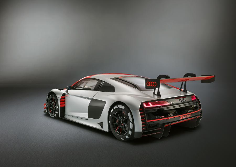  Audi R8 LMS 2019 года  (фото 4 из 57)